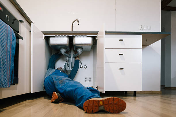 Professional Emergency Plumber technician working in Newcastle, CA